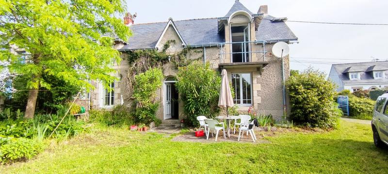 Maison traditionnelle - 121 m² - 4 pièces