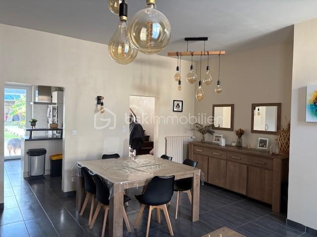 Maison de bourg - 112 m² - 5 pièces