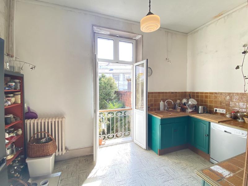 Maison - 210 m² - 8 pièces