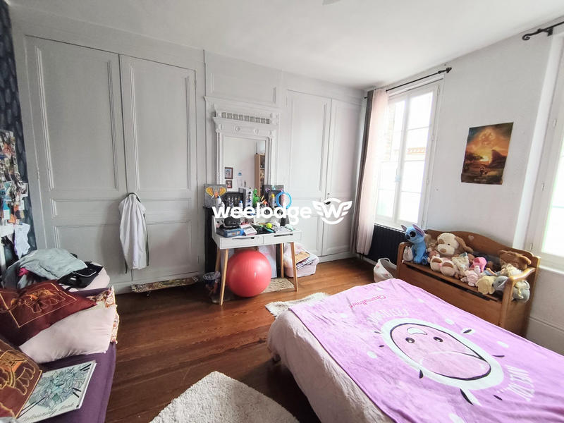 Maison - 300 m² - 10 pièces