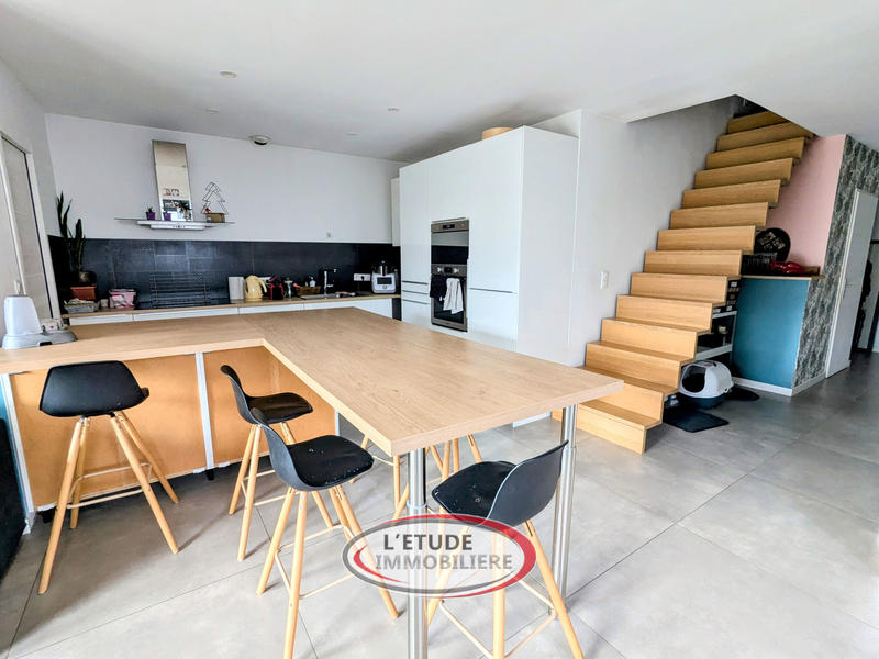 Maison - 114 m² - 6 pièces