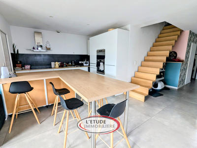 Maison - 114 m² - 6 pièces