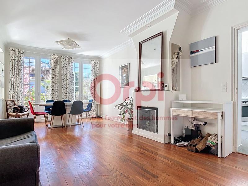 Maison - 140 m² - 7 pièces