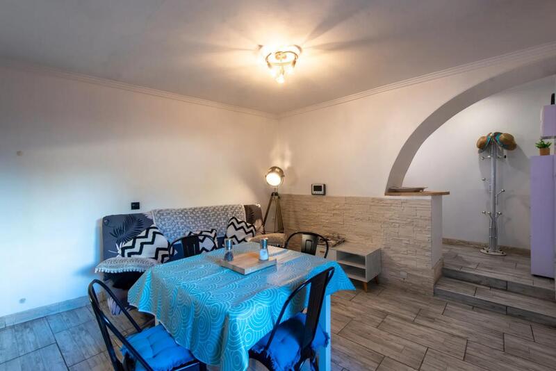 Maison ancienne - 140 m² - 8 pièces