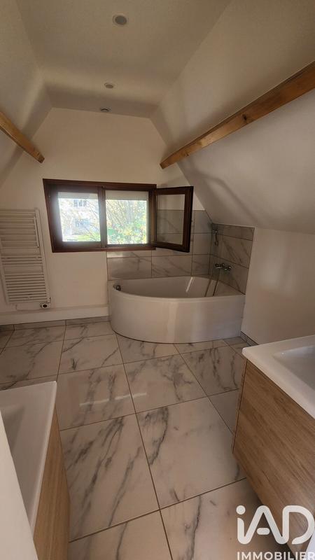 Maison - 190 m² - 7 pièces