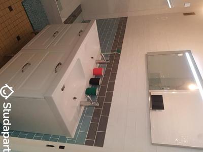 Chambre - 12 m² - 1 pièce