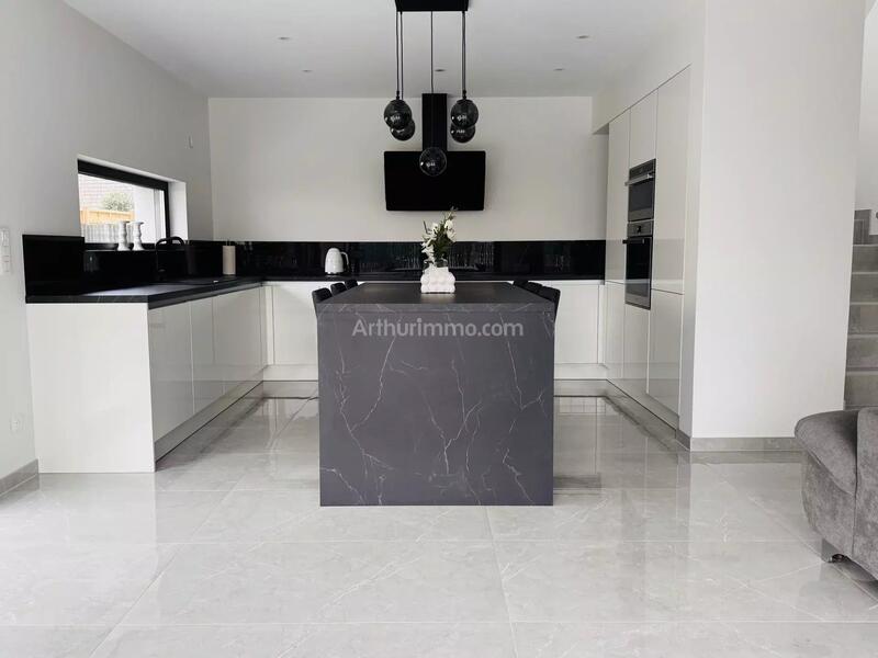 Maison - 136 m² - 7 pièces