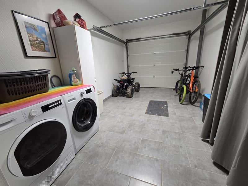 Pavillon - 126 m² - 7 pièces