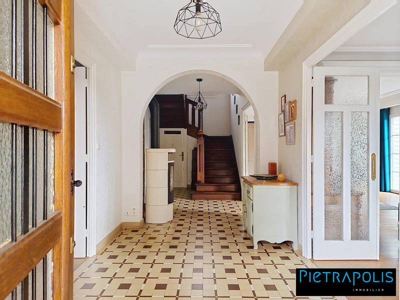 Maison - 178 m² - 6 pièces