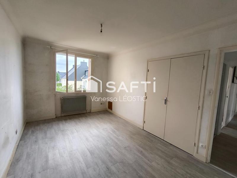 Maison - 90 m² - 5 pièces