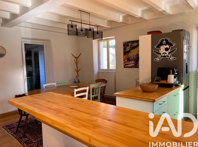 Maison - 110 m² - 6 pièces