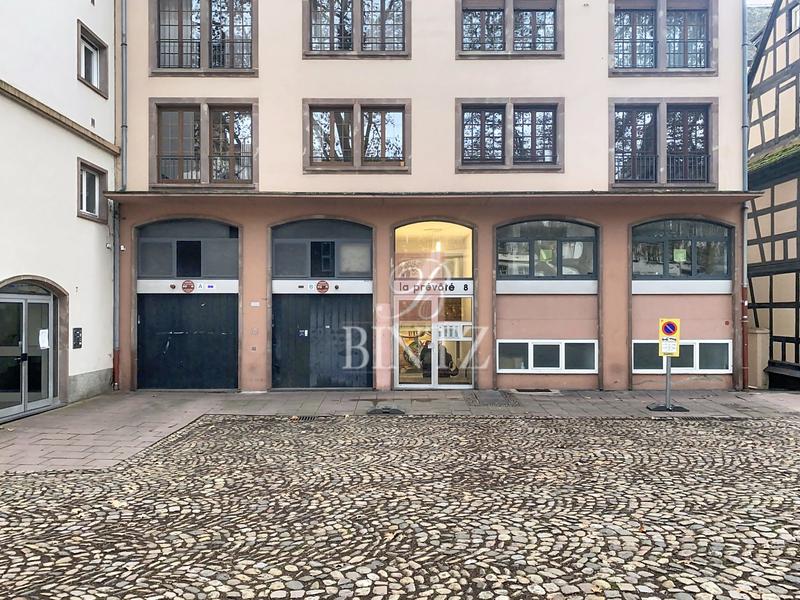 Parking / Garage - 15 m²