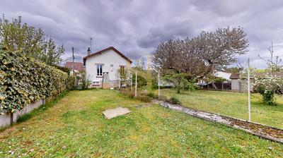 Maison - 90 m² - 3 pièces