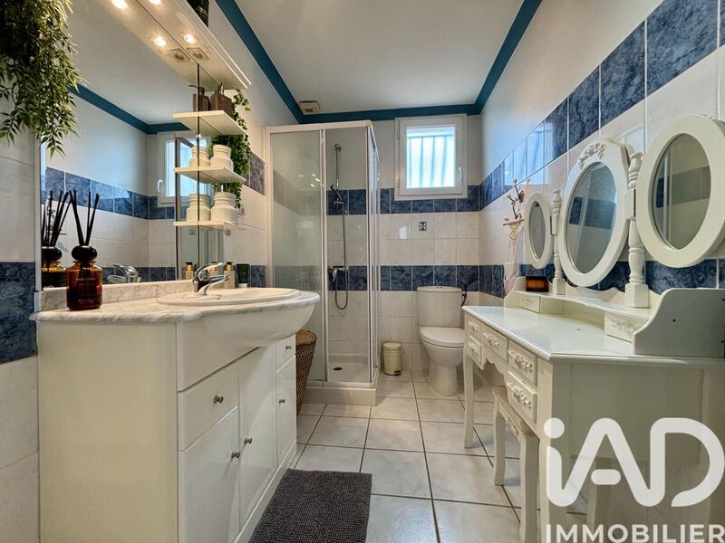 Maison de maîtres - 180 m² - 6 pièces