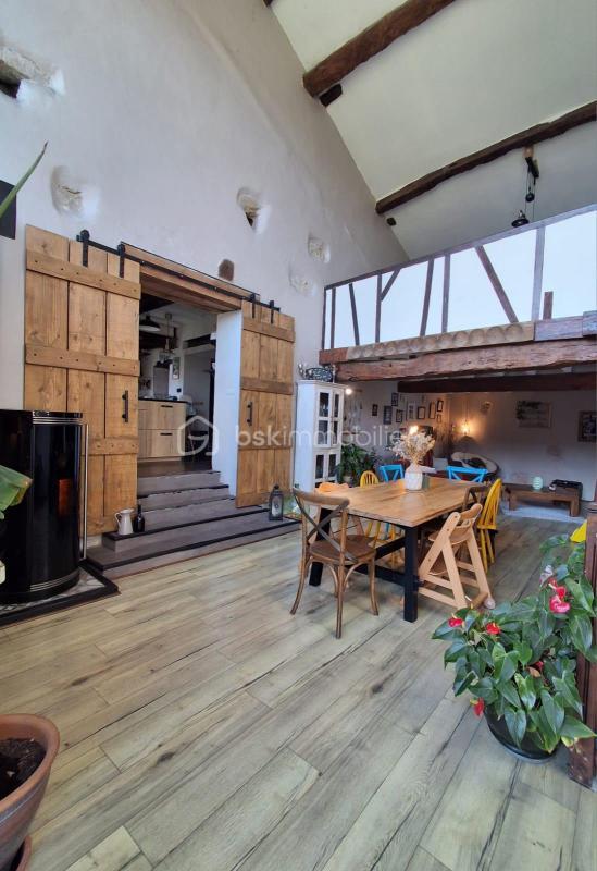 Maison ancienne - 222 m² - 7 pièces