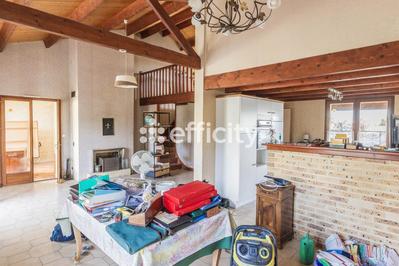 Pavillon - 130 m² - 6 pièces