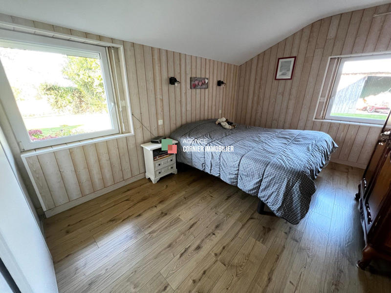 Maison - 210 m² - 8 pièces