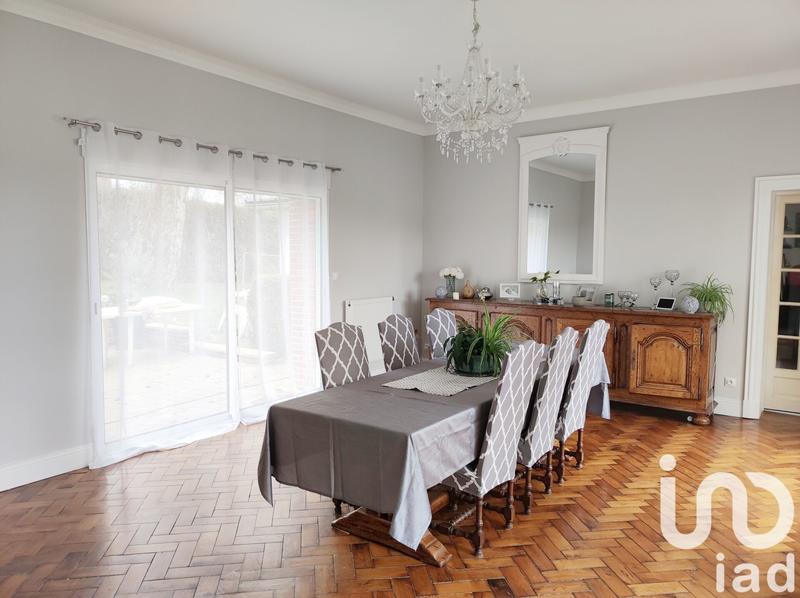 Maison - 210 m² - 7 pièces