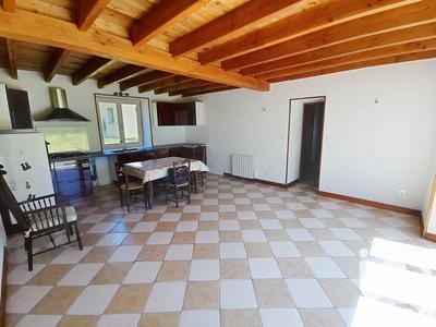 Maison - 86 m² - 4 pièces