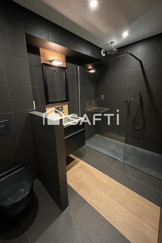 Appartement - 95 m² - 5 pièces