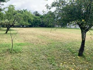 Terrain - 2 200 m²