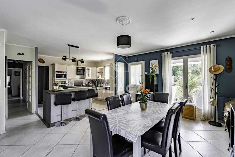 Maison - 130 m² - 6 pièces