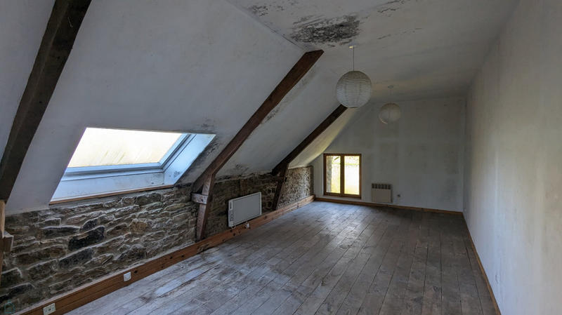 Maison - 335 m² - 15 pièces