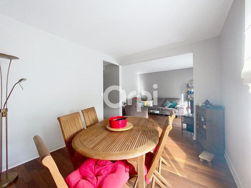 Maison - 199 m² - 5 pièces