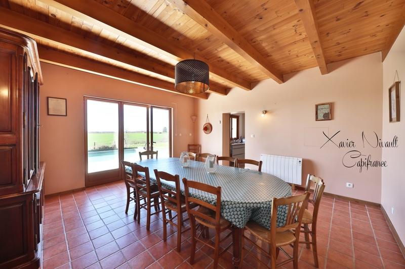 Maison - 294 m² - 11 pièces