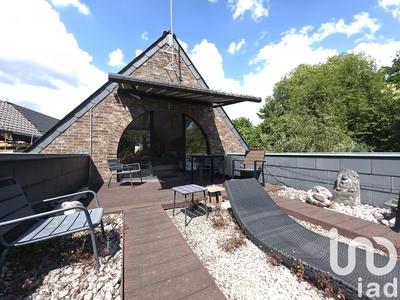 Maison - 435 m² - 12 pièces