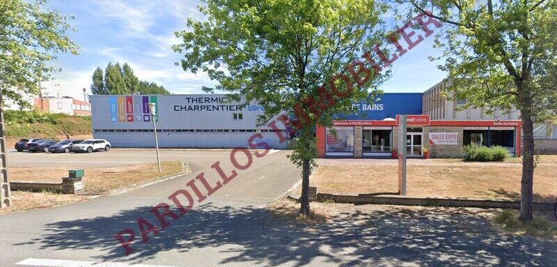 Local commercial - 4 965 m²