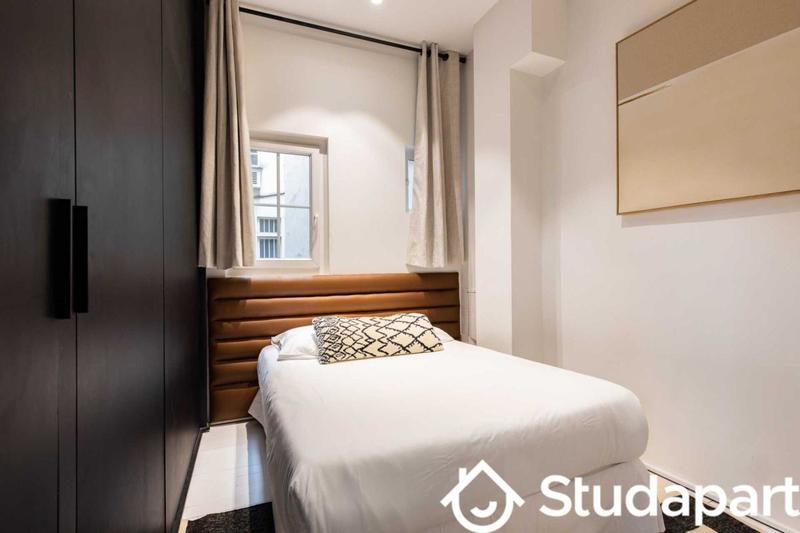 Appartement - 180 m² - 7 pièces