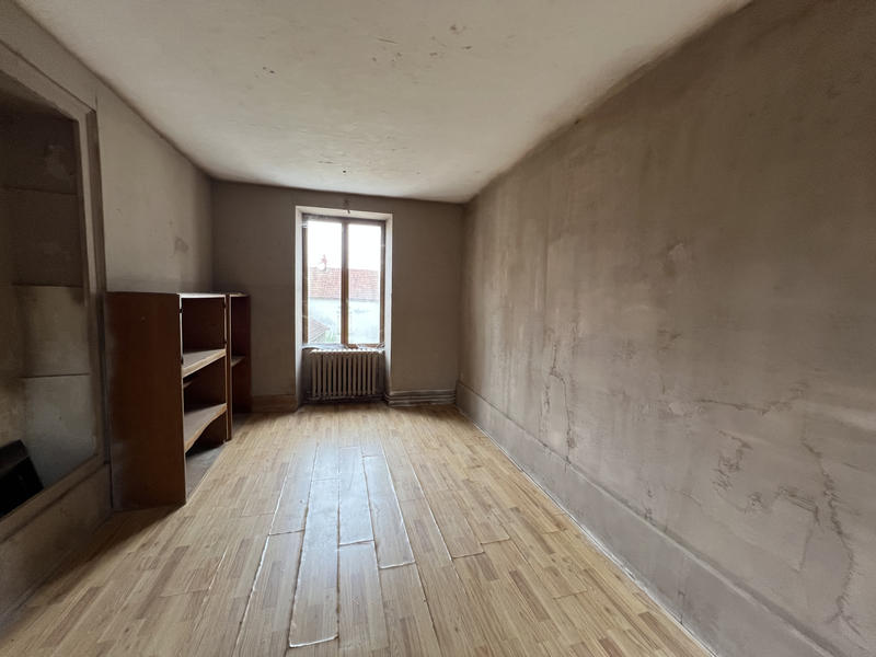 Maison - 140 m² - 7 pièces