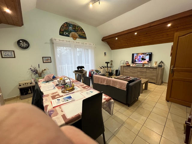 Maison - 83 m² - 5 pièces