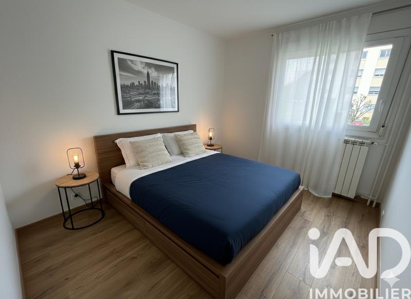 Appartement - 80 m² - 4 pièces