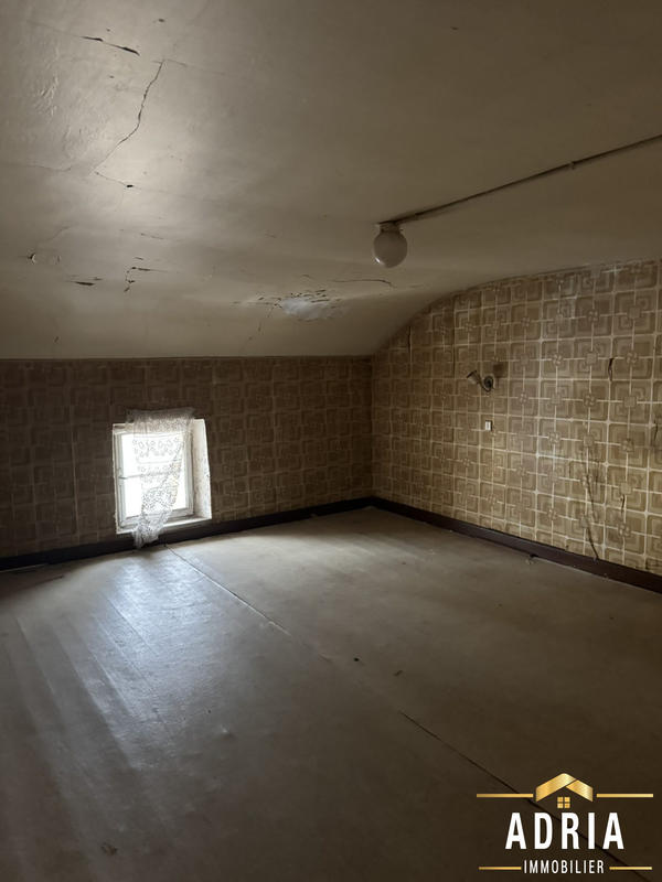 Maison ancienne - 161 m² - 8 pièces