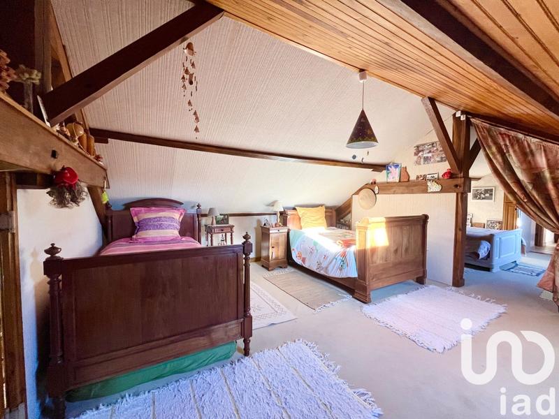 Maison - 220 m² - 8 pièces