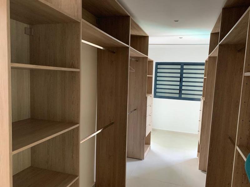 Villa - 210 m² - 5 pièces