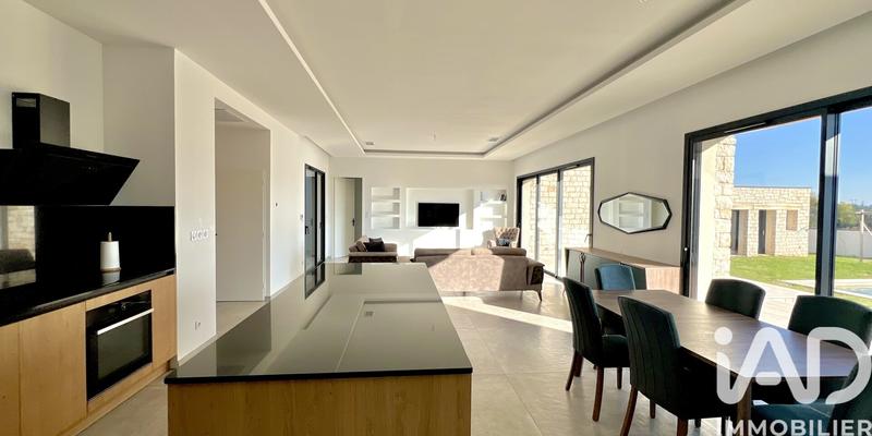 Maison - 145 m² - 5 pièces