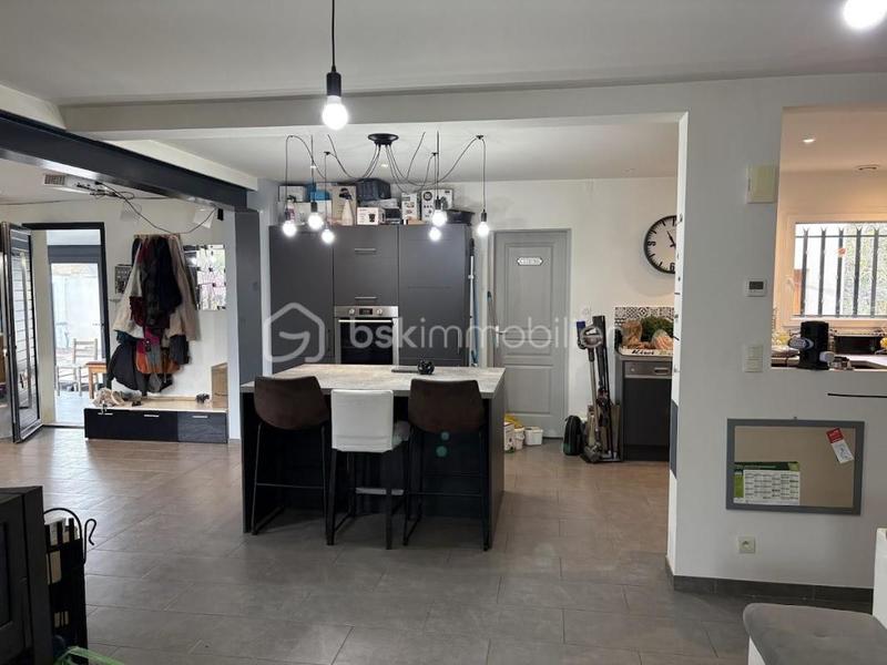 Maison - 188 m² - 6 pièces