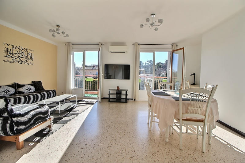 Appartement - 86 m² - 4 pièces