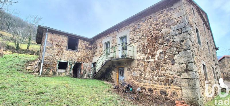 Maison - 200 m² - 5 pièces