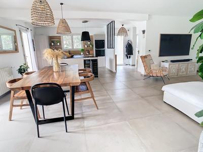 Villa - 130 m² - 5 pièces