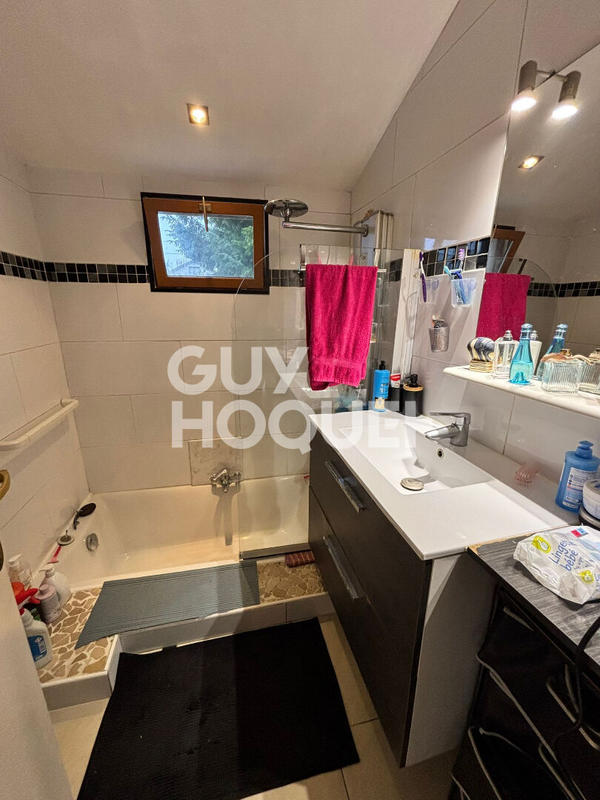 Maison - 79 m² - 5 pièces