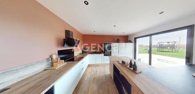 Maison - 176 m² - 6 pièces