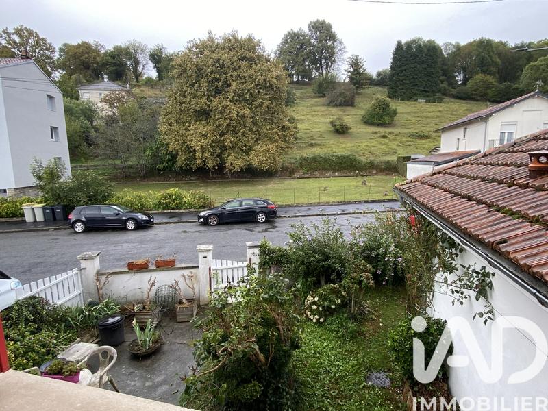 Maison - 186 m² - 6 pièces