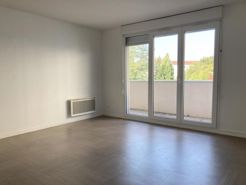 Appartement - 61 m² - 2 pièces