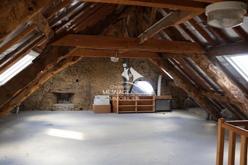 Maison en pierre - 93 m² - 4 pièces