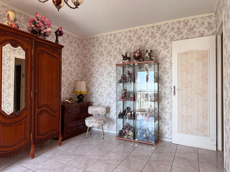 Appartement - 90 m² - 4 pièces