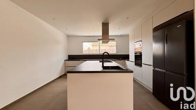 Maison - 189 m² - 4 pièces